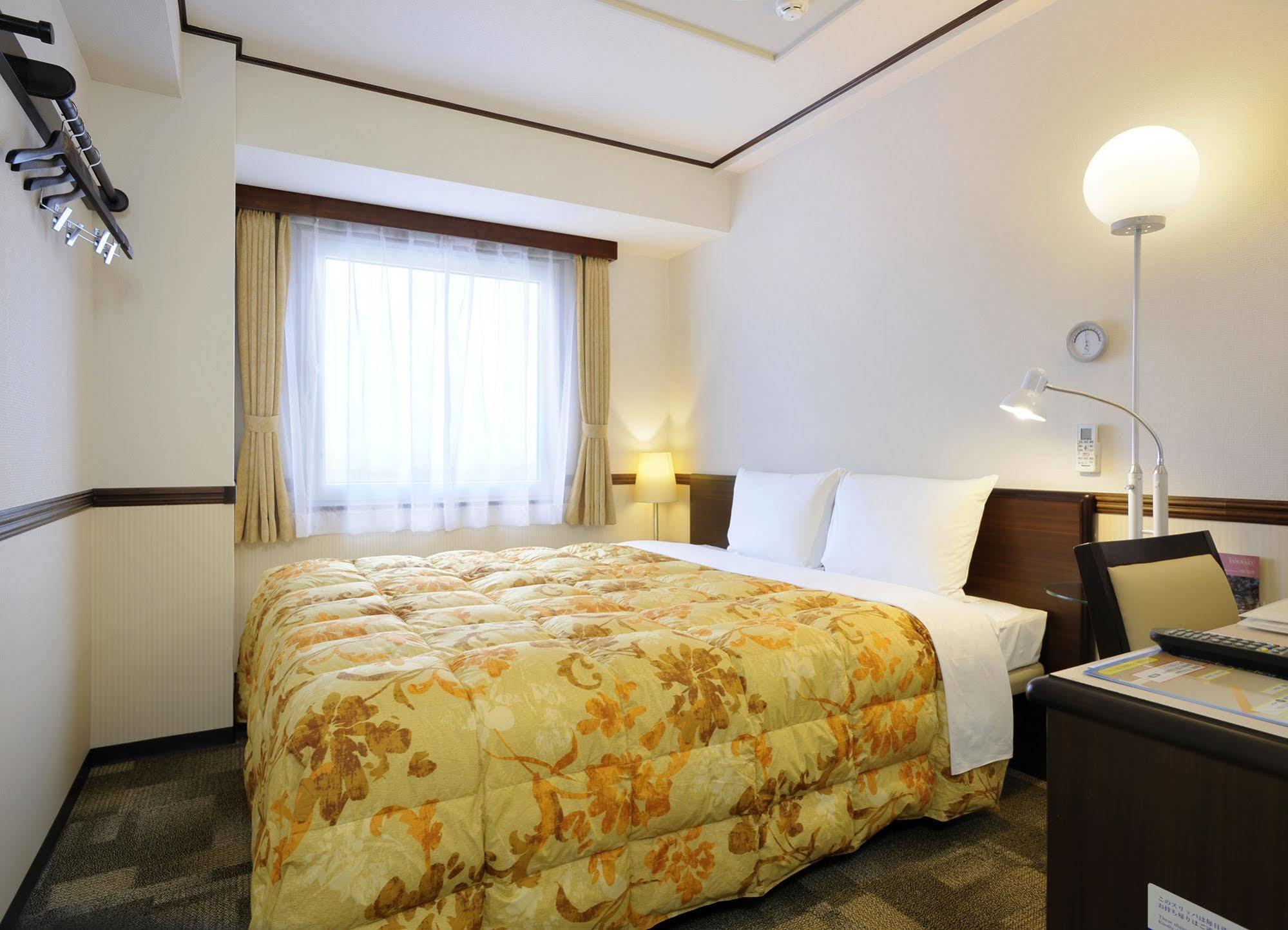 Toyoko Inn Shonan Kamakura Fujisawa-Eki Kita-Guchi Exterior foto