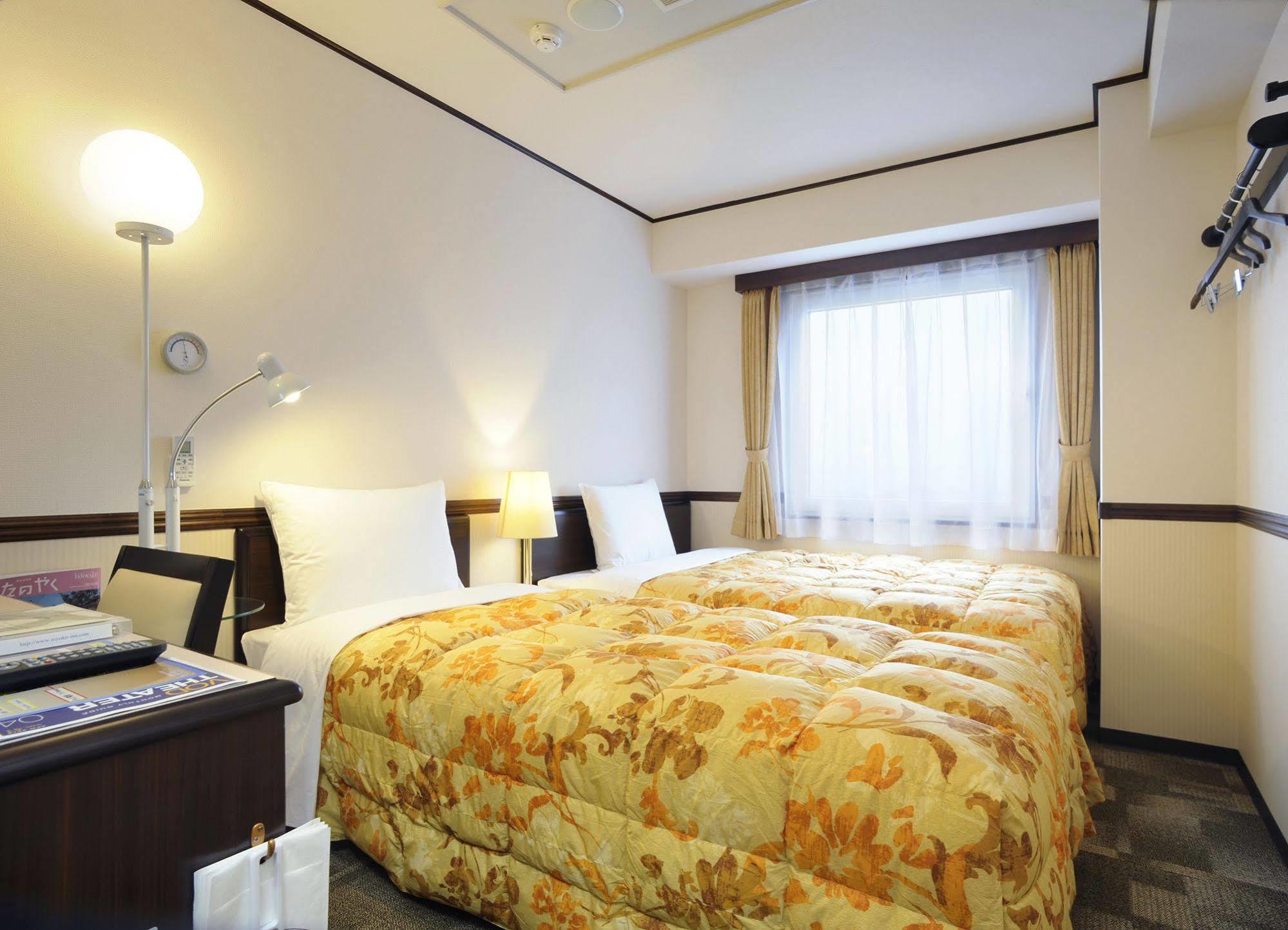 Toyoko Inn Shonan Kamakura Fujisawa-Eki Kita-Guchi Exterior foto
